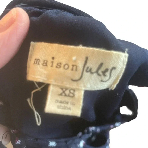 Maison Jules Size XS Sheer Pleated Eyelet Maxi Dress Navy Pink Boho - Picture 6 of 7